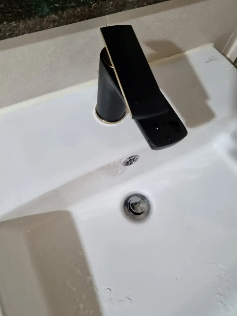 원홀수전 교체 11